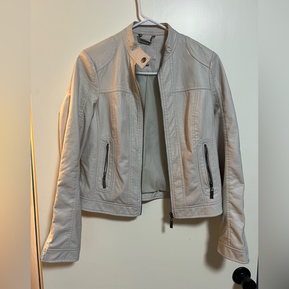 Off white leather jacket - Picture 1 of 1